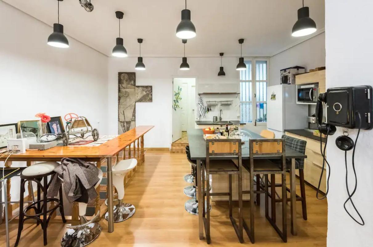 Encomienda Guest House มาดริด ภายนอก รูปภาพ